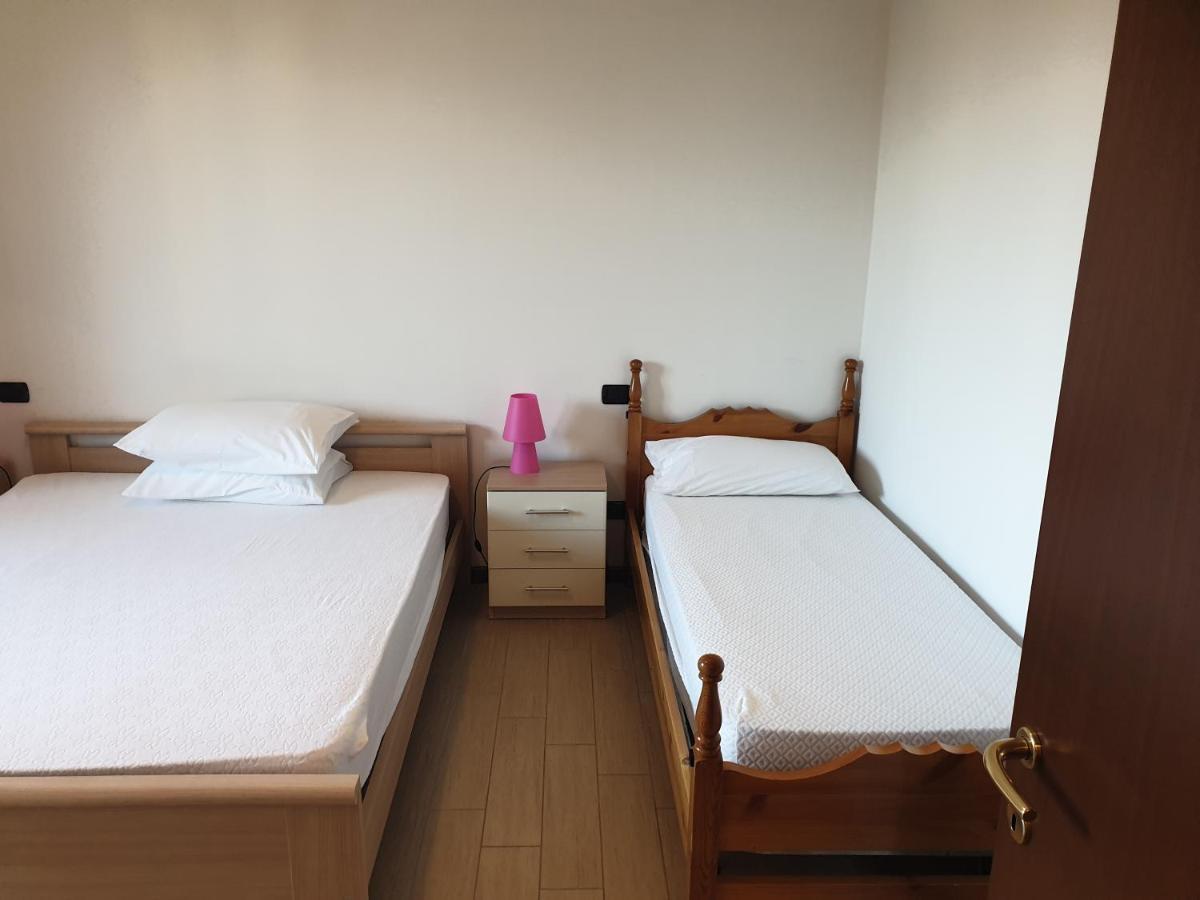 Casa Vacanze Da Riki ペスキエーラ・デル・ガルダ エクステリア 写真